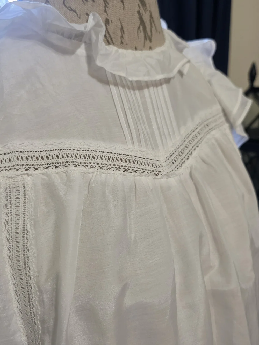 J.Crew Point Sur Pin-Tucked White Lace Flutter Ruffle Cotton Silk Top